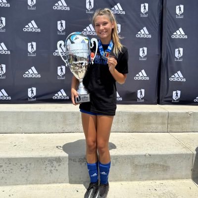 Lou Fusz 07 GA • MCHS 25’ • ⚽️FWD/MID •📍STL, MO 
email: ellaanselm2025@gmail.com