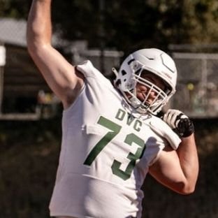 Diablo Valley College | 6’4 285 lbs | OL | 3.83 GPA | Varsity Football 🏈 | US Army Reserves