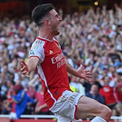 A Diplomat| Realist| Sports Enthusiast and Analyst| Ex-Coach| I Can Take Up Different Roles| 2X Gold Medalist. #AFC LOYAL @Arsenal fan #Certified Forex Trader.
