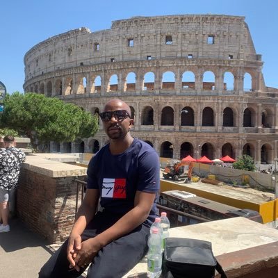 izzydub10's profile picture. 