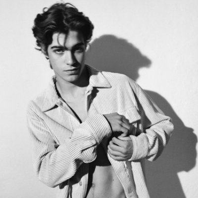 your fav Pansexual slytherin
he/him
20
priv : @_The_opriv
fc : lorenzo zurzolo
https://t.co/EP67DK7HzG
ROLEPLAY ACCOUNT