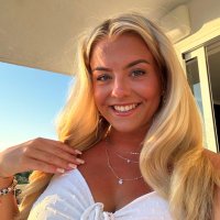 Eleanor Marie Rose (@eleanormrosee) Twitter profile photo