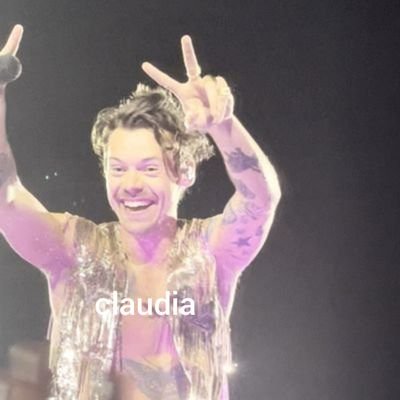 and I don't wanna sleep in the dirt
HARRY INTERACTED WITH ME 🌻
harry,1D,lou,mj,må,ed,brunz ,billie
Gilmore girls
fc internazionale 1908/
22.07 ❤️🩹