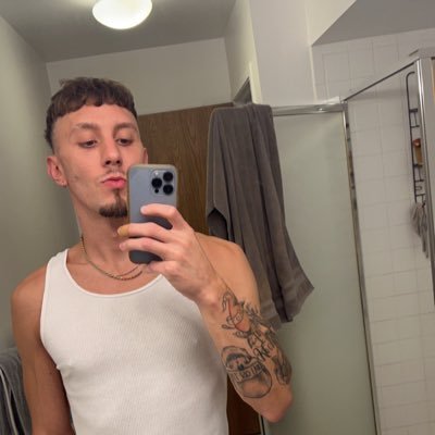 ssoloway16's profile picture. ♑️