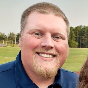 Christian / Husband to Kayla / Father to Conner
Teacher / Football Coach at Ooltewah High School