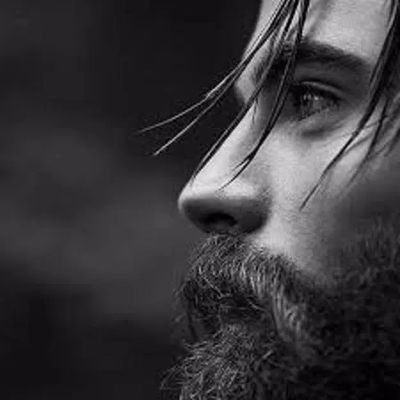 M5028kihln's profile picture. على المرء أن يكتب كيف تجاوز وحدته و حزنه و شخصه المفضل في اكبر إنجازاته.