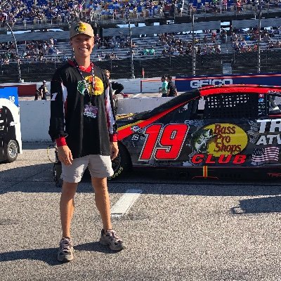 Motorsports Predictive Analyst| Chawk Racing Analytics Discord: https://t.co/JxbhLtnT13 | @PrizePicks code: CHAWK - deposit match up to $100 | #FanKings