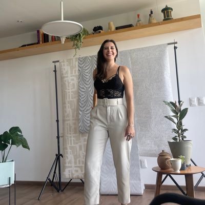 elllaella23's profile picture. 