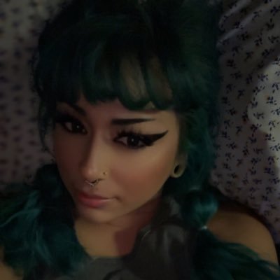 LvnaTits's profile picture. *inactive* MDNI ⚠️ show love or don’t follow lil daddy 🫦