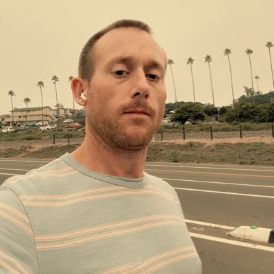 co_wi_px's profile picture. 🐽 just like to have fun and show off 😜