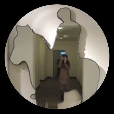 m_y_87's profile picture. 手編み🧶
ハリポタからwizarding worldにハマりました。
一人の時間には本や映画を摂取。
👧8歳
🐈‍⬛♂2歳

minneで刺繍ブローチや子供用カウルの販売を始めました👇