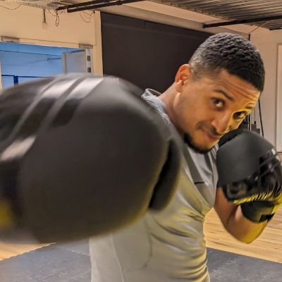 YouriXOfficial's profile picture. Just a human enjoying life