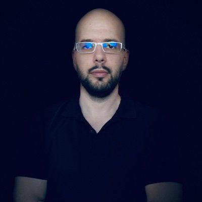 AC Milan 🔴⚫️ bachelor engineer in IT - Software Engineering 👨🏻💻 Boxing 🥊
gaming 🎮 programming 💻🖥️