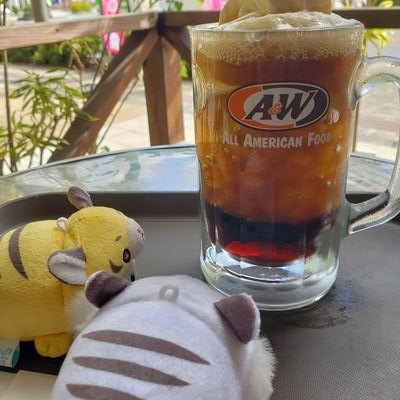 shiro277496's profile picture. 前のアカウントパスワードわからんくなった
機種変したら😭
なのでこちらでもよろしくお願いします。