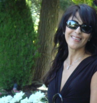 Loretta Naffa Profile