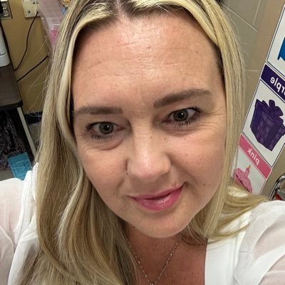 WendyMa01341744's profile picture. 1st Grade Teacher 🐝