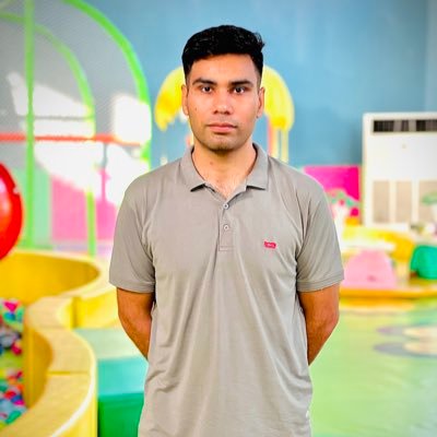 joji_khan61's profile picture. Choose people that choose you. The end.