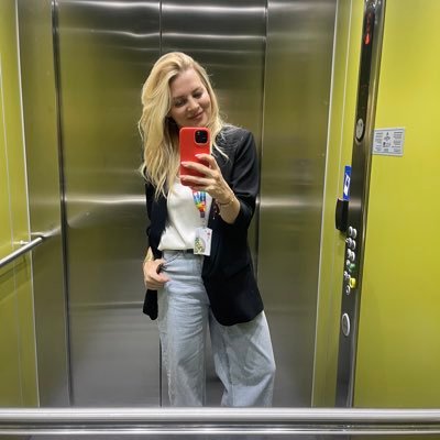 Mervedeniz2011's profile picture. 