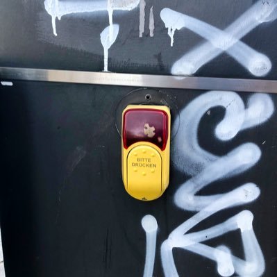 denkteich's profile picture. Der Techniker ist informiert!