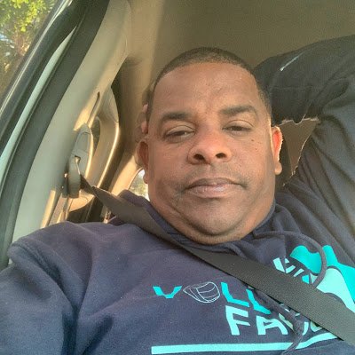 joelalb25786123's profile picture. 