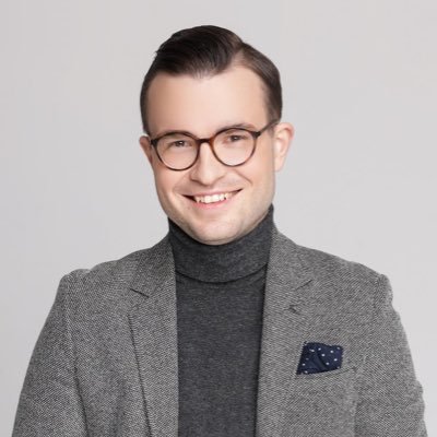 entuzjasta piłki kopanej w każdym wydaniu i na każdym szczeblu ⚽️ || adwokat ⚖️