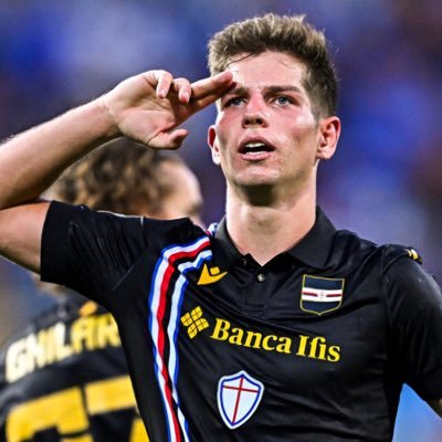PedrolaEstanis's profile picture. Jugador de la @sampdoria