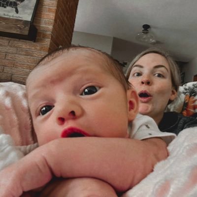 Marisa_Noel's profile picture. caffeinated to survive the day