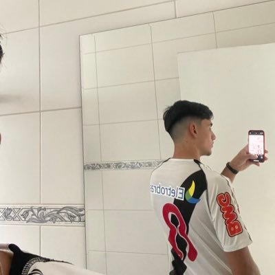 Bi1iiB's profile picture. 