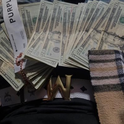 tha_nigga_chino's profile picture. (straight)