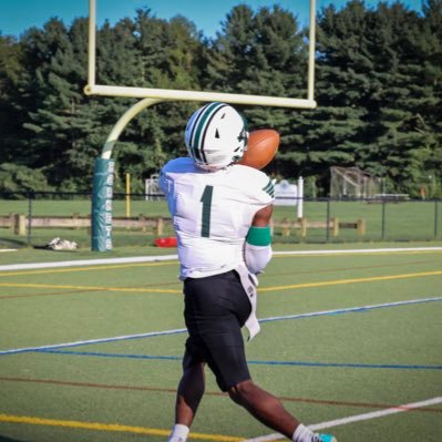 Qeanu Johnson || 3⭐ || CO #2025 || Football, Hamden Hall || WR,CB,KR || #6 || 6’1/ 190 qeanujohnson@gmail.com || #203-886-5240 || NCAA ID#- 2306916942