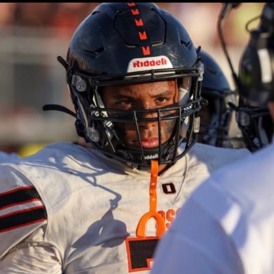 Osseo Highschool C/O 26’/ 6’3 285/OT/OG /3.8 GPA/ All Conference HM ‘22/Email-odagwetrae@gmail.com/ 763-313-8678