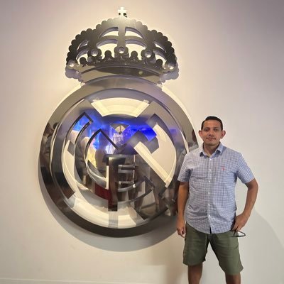 josueoviedoe's profile picture. #MBA #ING