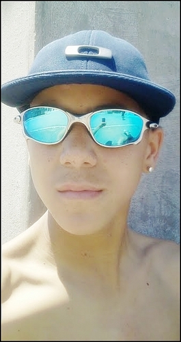 Se quiser saber de mim sóo me seeguir HAHA ' 3
