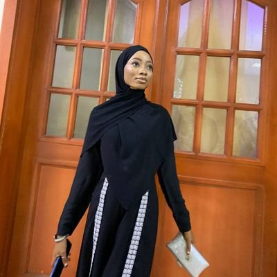 Muslimah😊|Human Nutrition& Dietetics,UI(In view)|Finanical Secretary, ANSS 2021/22|Volunteer😊|Aspiring Dietitian🍏|Ibadan Tailor✂️| tiktok: @imangold_apparel