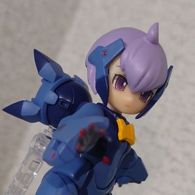 のんびりプラモ制作。現在喘息悪化のためエアブラシを長時間使えずまったり制作中。RPGも好き。特に世界樹の迷宮は初代からのボウケンシャー。制作記録と備忘録のようなもの。あと煩悩の赴くままに(裏垢?ナニソレ)