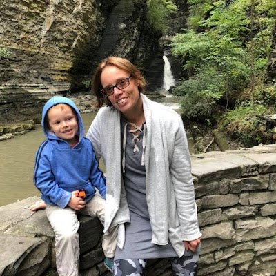 TracyFord421944's profile picture. 