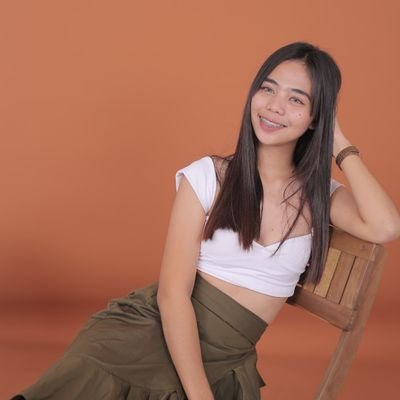 loraineesantos_'s profile picture. 