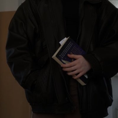 leeeexk1's profile picture. لأنه الله! ولأن رحمته فَوق التّخيل،فالخيرُ قادم أقرب مِمّـا نظُن، وأكثر مِمّـا نريد.|📚|🌐