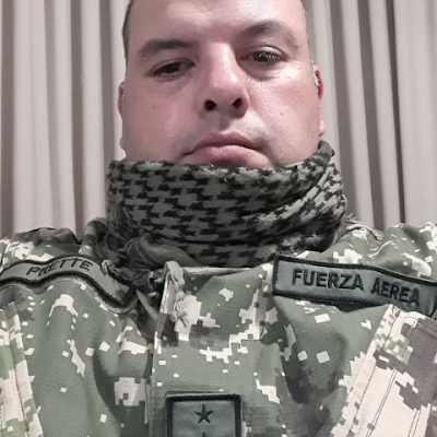 prett9809's profile picture. el cmdte prette