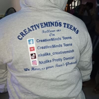 DISCOVERING THE POWER OF YOUR CREATIVITY (Networking Teens Through Creativity)
