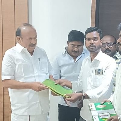 💥Assistant Professor💥
Active politics 🖤❤
Dravidian stock
🖤❤மாவட்ட துணை அமைப்பாளர்
பொறியாளர் அணி
கடலூர் கிழக்கு மாவட்டம்🖤❤