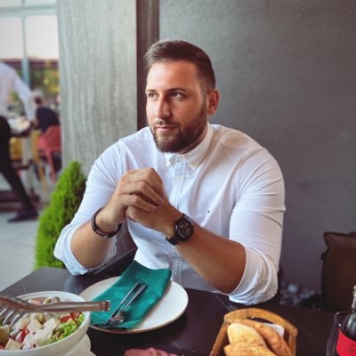 Real Estate Entrepreneur | Unique insights on real estates, finance and self improvement.