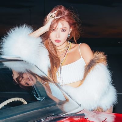 SallyKinx's profile picture. Everyone's a little messed up somehow