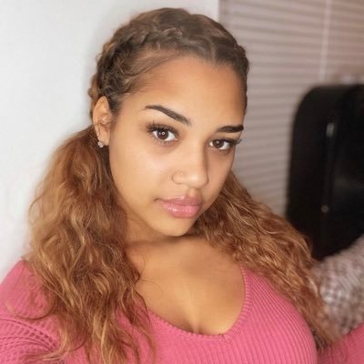 Light bright 🥰 Just here for the fun or what ever