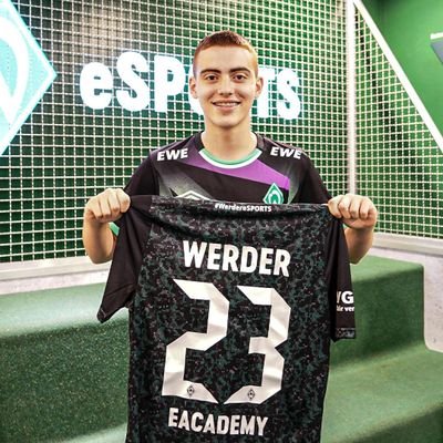 16 | 🇵🇹
Player for @werderesports
📍| Düsseldorf