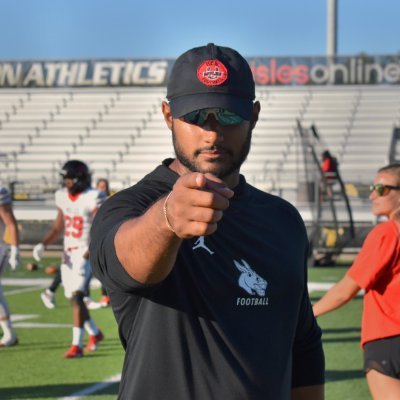 Special Teams Coordinator. Offensive Recruiting Coordinator. RBs Coach at the University of Central Missouri. #ShowStoppers