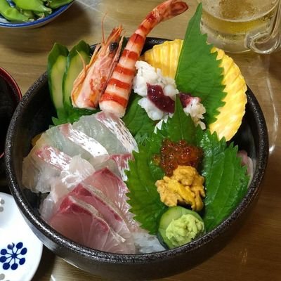 お寺巡り、釣り🎣、キャンプ🏕️、ガーデニング💐、農業🧺、ウイスキー🍺 🍾をたくさん飲むシングルファーザーです！！ 気軽にDM🤗をお送りします。