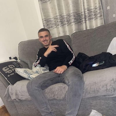 pokie_03's profile picture. 23 the diff⚽️