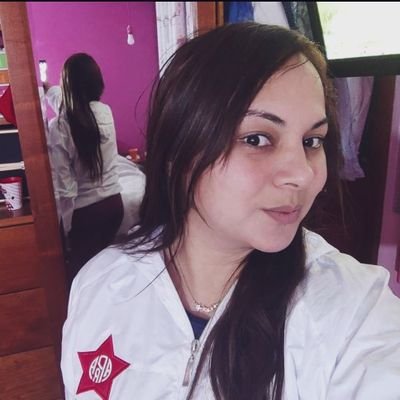 Abogada con maestrías en Ciencias Penales; y, Der. Constitucional y Gobernabilidad.
Madre feliz de Ricky & Celine. Orgullosamente aprista ⭐️