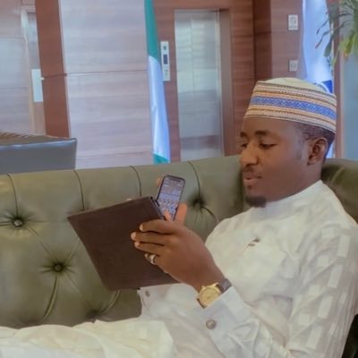 l Alumnus @: https://t.co/eEvhLxylU9 lGeologist 🔨 | I’m unique just like everyone else, Director Of @Arewa_Royals |kibiya 🏠 l